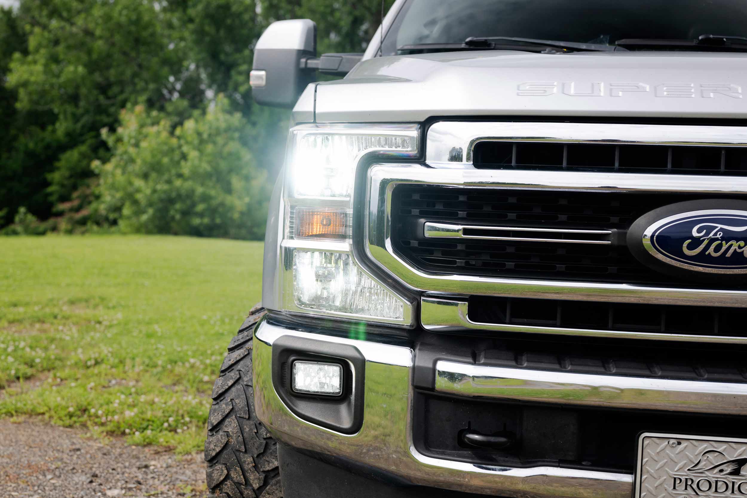 フローライト【B-697】 Ford Super Duty (20-22) GTR Ultra 3 LED (Low/High) | HR Tested